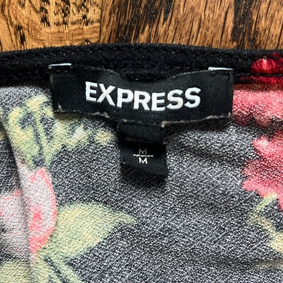 Express top - Picture 3 of 3